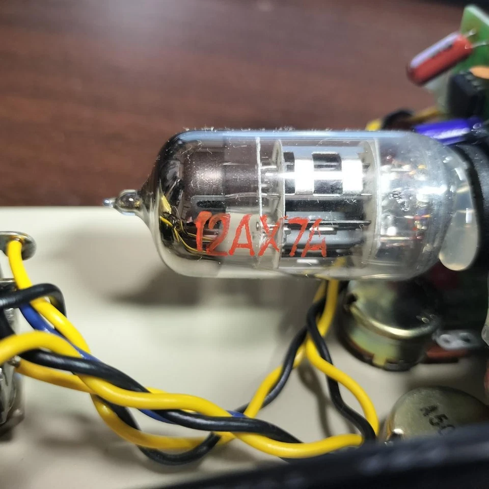 Tube Works Tubo Driver Tubo de vacío Overdrive Pedal 4 perillas 12AX7 probado Foto 3 de 4