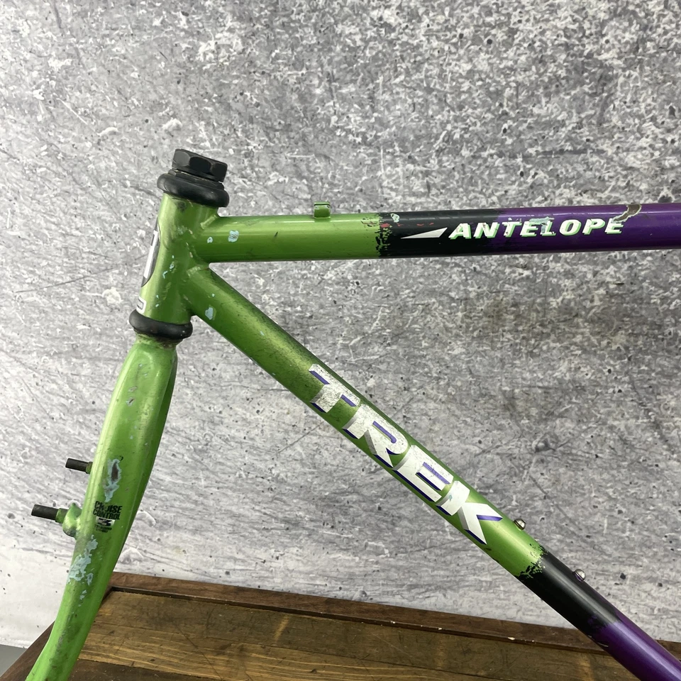 Cuadro Trek Antelope 830 de colección 18 pulgadas Lunar Fade True Temper OX VERDE PÚRPURA EE. UU. Foto 3 de 4