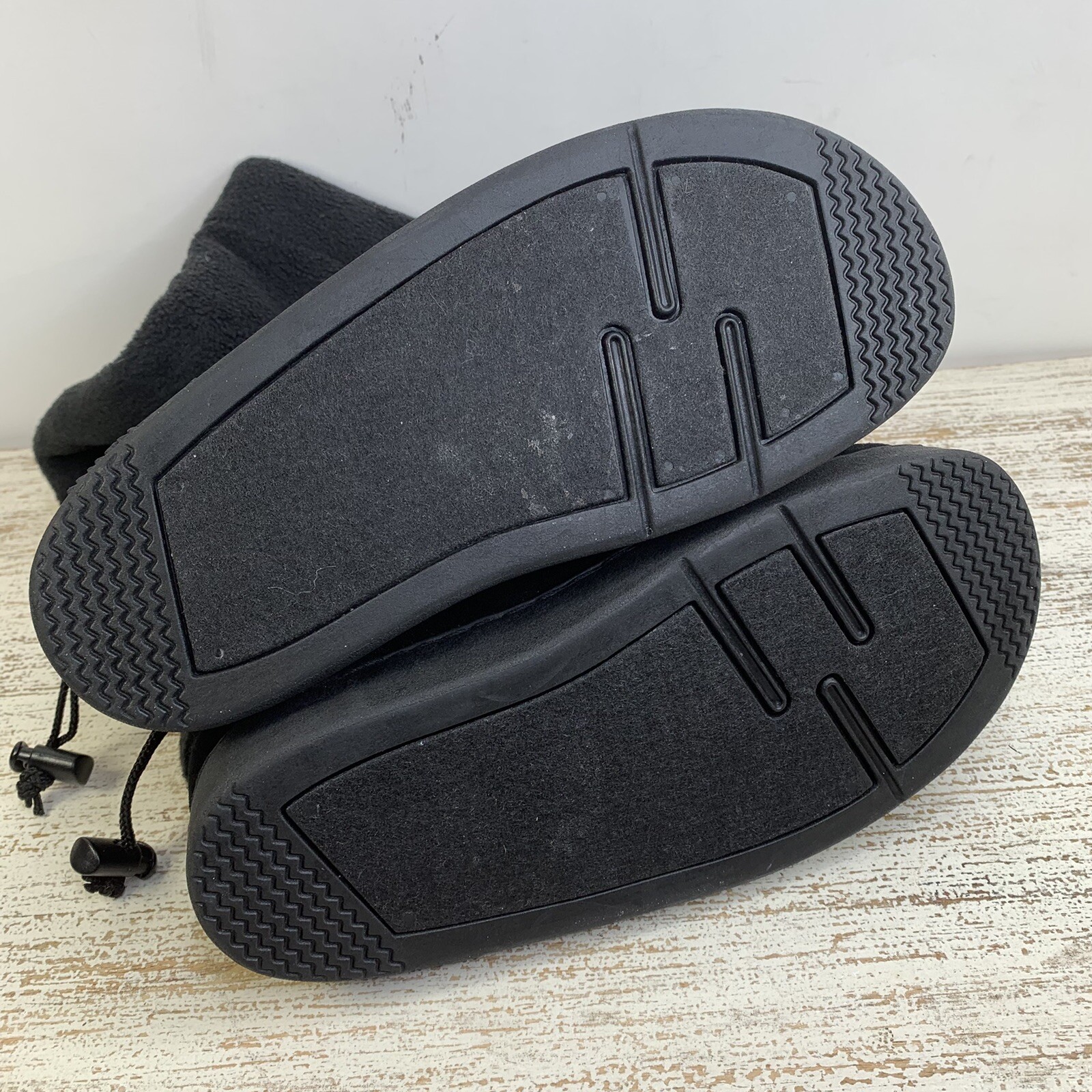 TAIGA Snowdog Polar Fleece Tall Winter Boots Black Unisex WOMEN 8 MEN 6