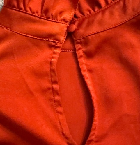 Camicetta THML donna X-Small rosso arancione raso manica corta a sbuffo collo alto nonna - Foto 5 di 8