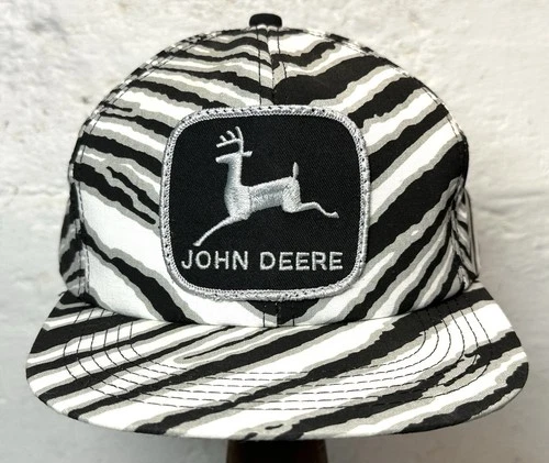 ✨RARE VTG Zebra Stripe John Deere Patch Snapback Trucker Hat Cap K Products USA✨