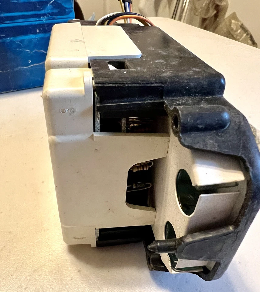 NOS Factory OEM Ford Digital Speedometer 1985 1986 Thunderbird E5SZ-17B383-AR - Image 3 of 4