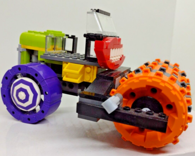 LEGO DC Comics Super Heroes Batman: The Joker Steam Roller (76013