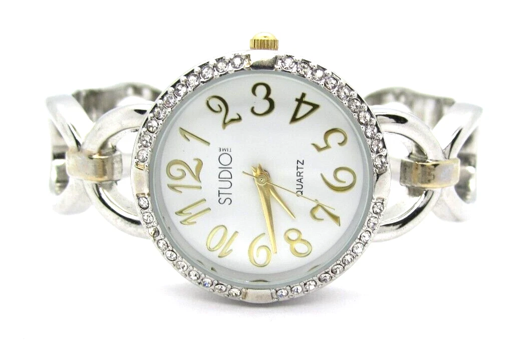 Vintage 1997 Bay Studio Christmas Tree Bangle 39mm Women\'s Quartz Watch Restored s-l400.jpg main image 2