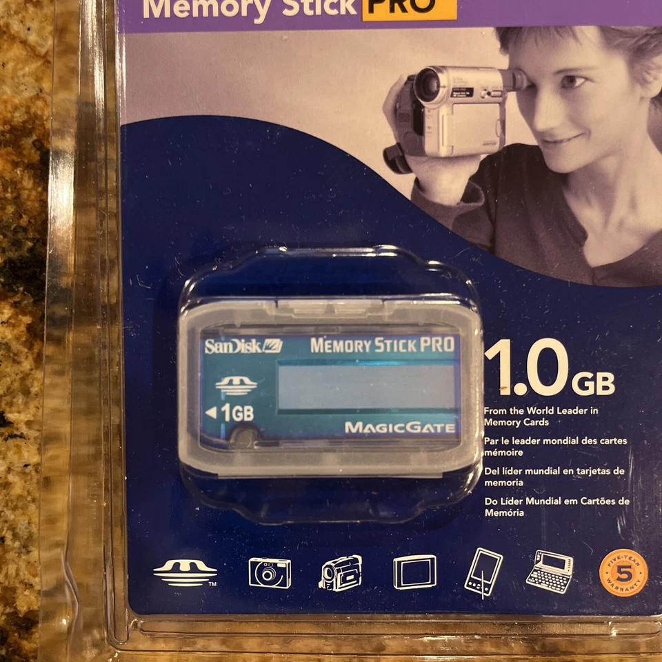 SanDisk 1 GB Memory Stick Pro (SDMSV-1024-A10) - Image 2 of 3