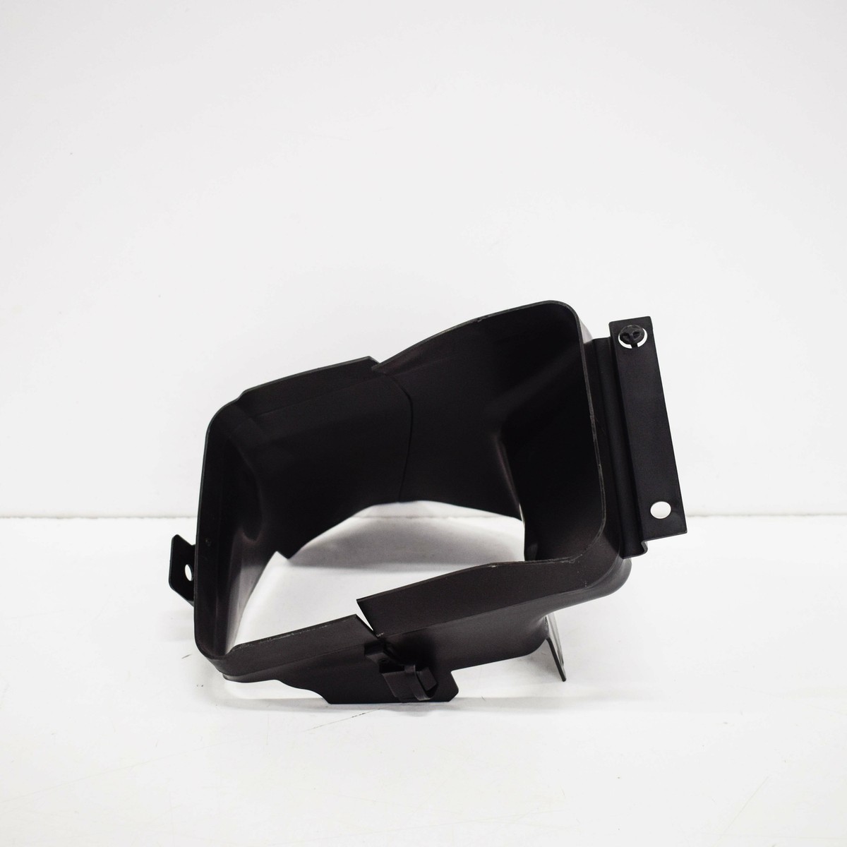 GUIDE D'AIR DE radiateur inférieur TOYOTA Highlander XU70 16592-0P010