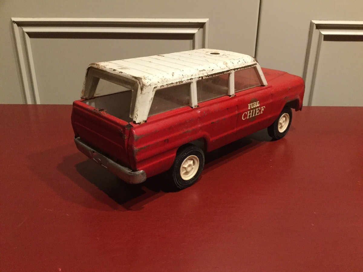 Vintage Tonka Jeep Wagoneer Fire Chief Car Pressed Steel 1960/70's