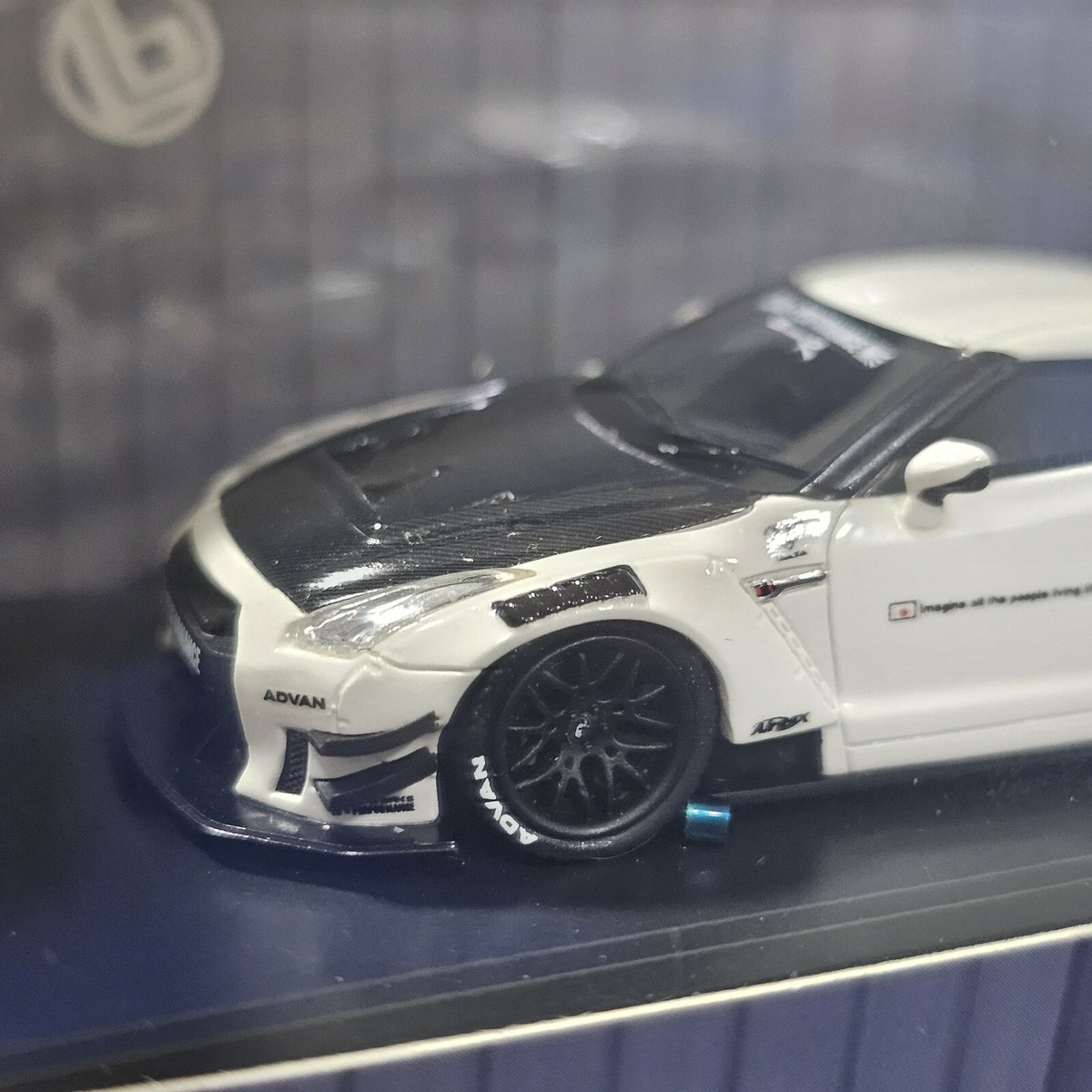 MCE X LB-WORKS 1/64 Nissan GT-R R35 RESIN Limited Edition 300pcs