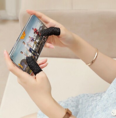 Newseego PUBG Mobiele telefoon Game Sleeve Finger, [10 stuks] Zweetafstotend Ademend Vinger Mouw Touchscreen Gevoelig Schieten en Richt - Vingermouwen voor Messen Uit/PUBG voor Android en iOS