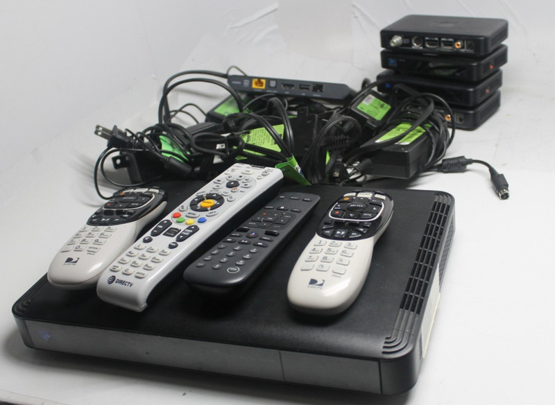 Direct Tv HR44-500 Receiver plus extras - Parts Only