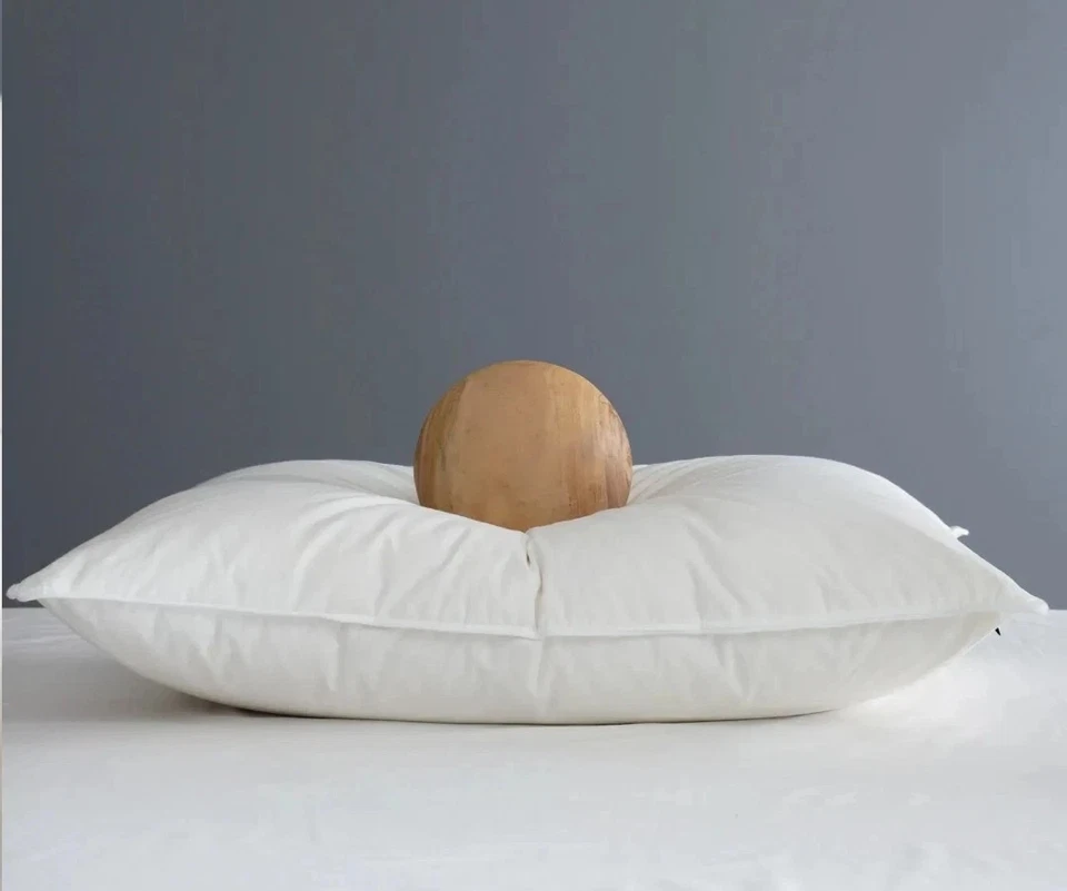 NWOT Quince White Duck Down Premium Pillow - King Medium - Image 3 of 4
