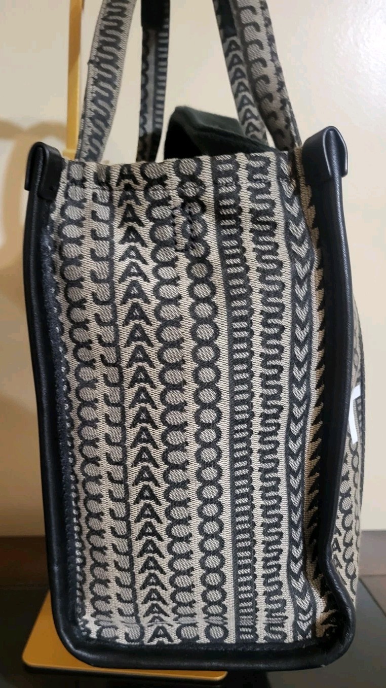 Marc Jacobs The Monogram Large Beige Multi Crossbody Handbag Tote Dustbag image 4