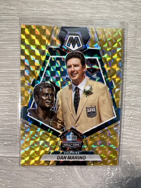 2023 Panini Mosaic - Hall of Fame Dan Marino #277 Reactive Yellow Mosaic Prizm