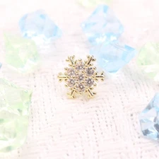 Artistic Snowflake Brooch Jewelry: Unique Jewelry, Perfect Gift