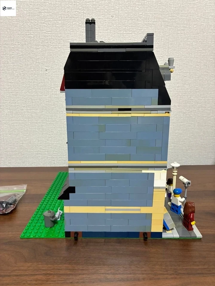 LEGO Creator Expert Edificios Modulares Tienda de Mascotas 10218 En 2011 Usado Retirado P2 Foto 3 de 4