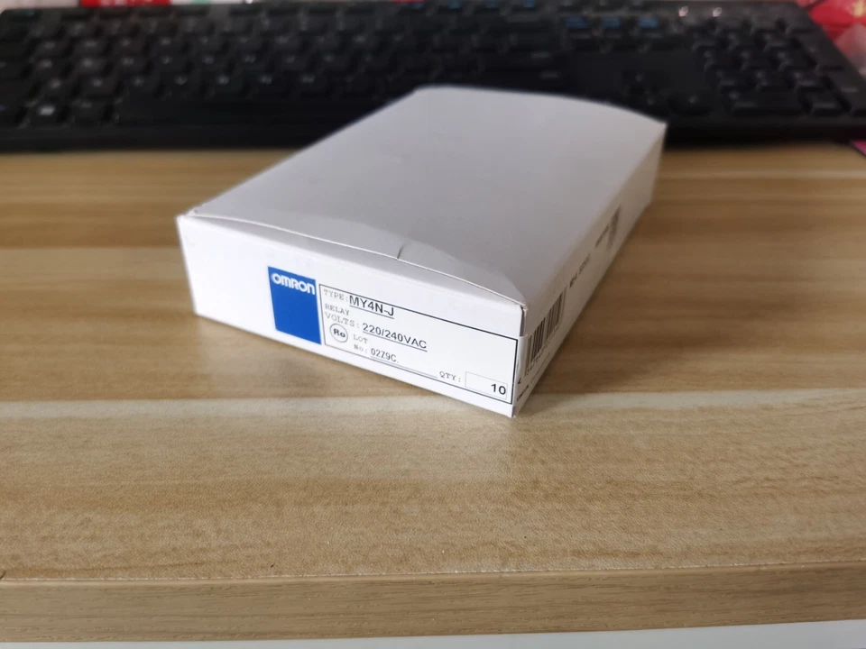 10PCS New Omron Relays MY4N-J MY4NJ 220/240VAC In Box Free Shipping - Image 2 of 4