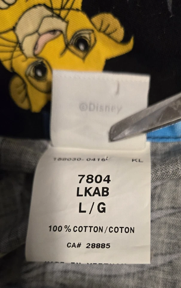 Women's Disney Lion King Simba Scrub Top Large - Image 3 of 4