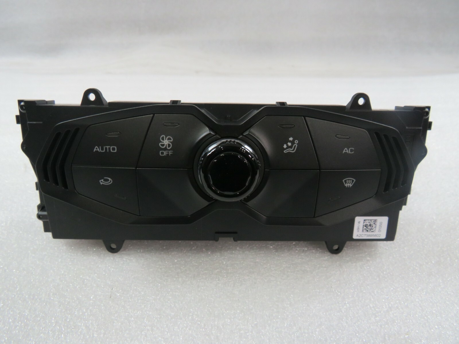 Lamborghini Huracan, LP580, Temperature Control, Used, P/N 4T0820043D