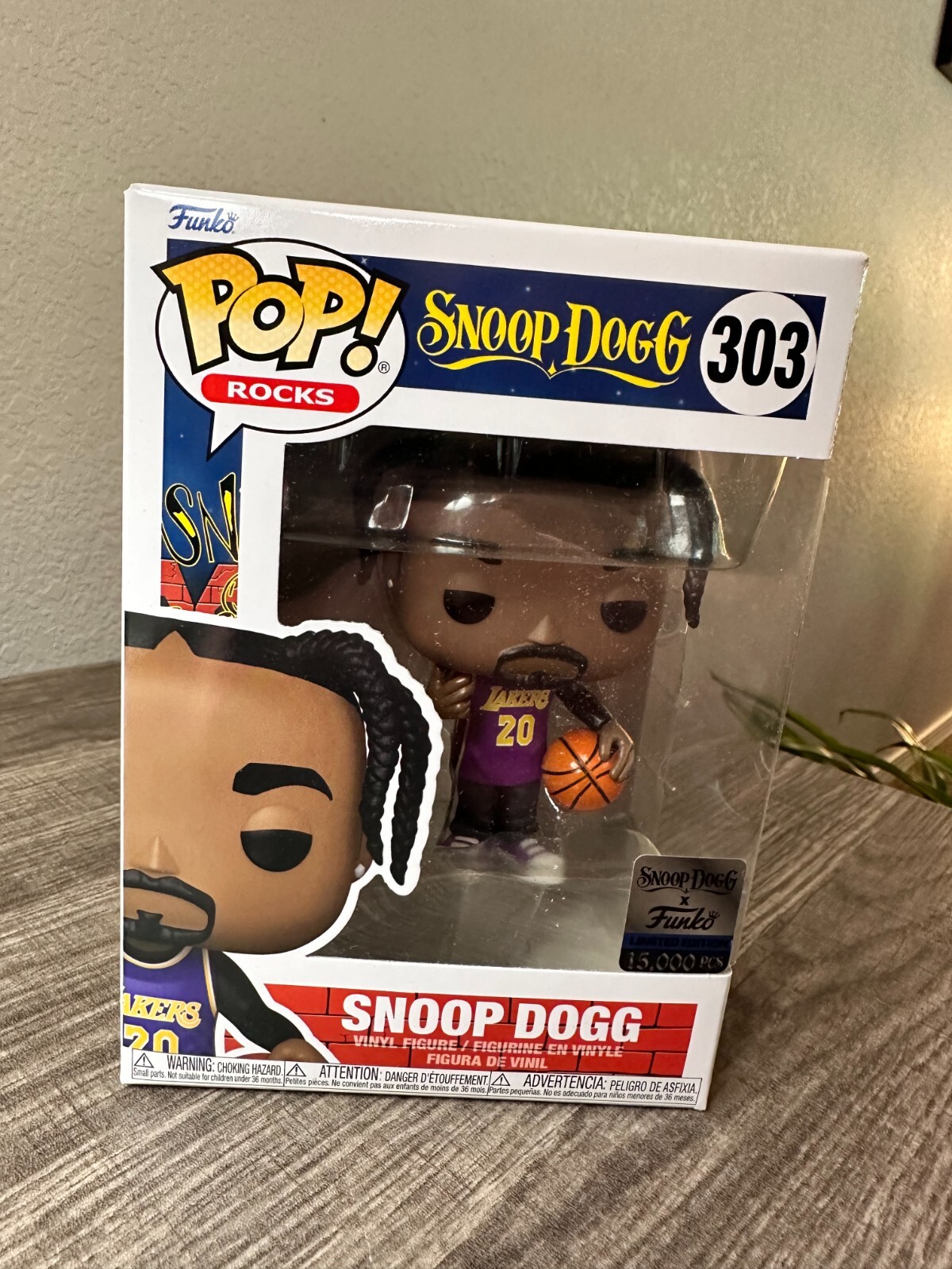 Funko Pop! Camiseta Deportiva Púrpura De Snoop Dogg In Lakers: #303 - 15.000 Edición Limitada