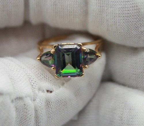 LADIES 10K YELLOW GOLD THREE STONE MULTI COLOR QUARTZ RING.SIZE 5.75 - Picture 8 of 9