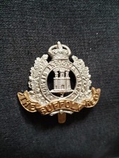 The Suffolk Regiment Cap Badge Blow Holes & Crimped Slider Montis Insignia Calpe