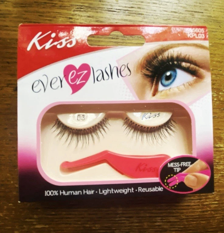 KISS Ever EZ Lashes 03 (KPL03) Lote de 4 paquetes - 1 par cada uno, negro Wispy natural Foto 2 de 4