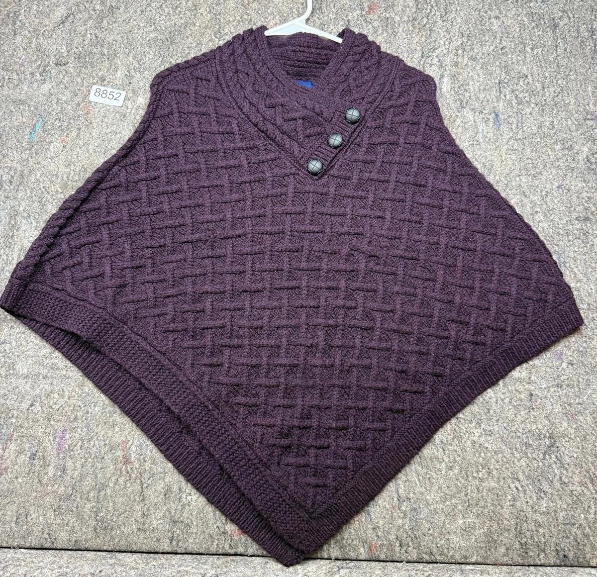 Nua Poncho Womens Purple Merino Wool Knit Capelet Shawl Buttoned S/M