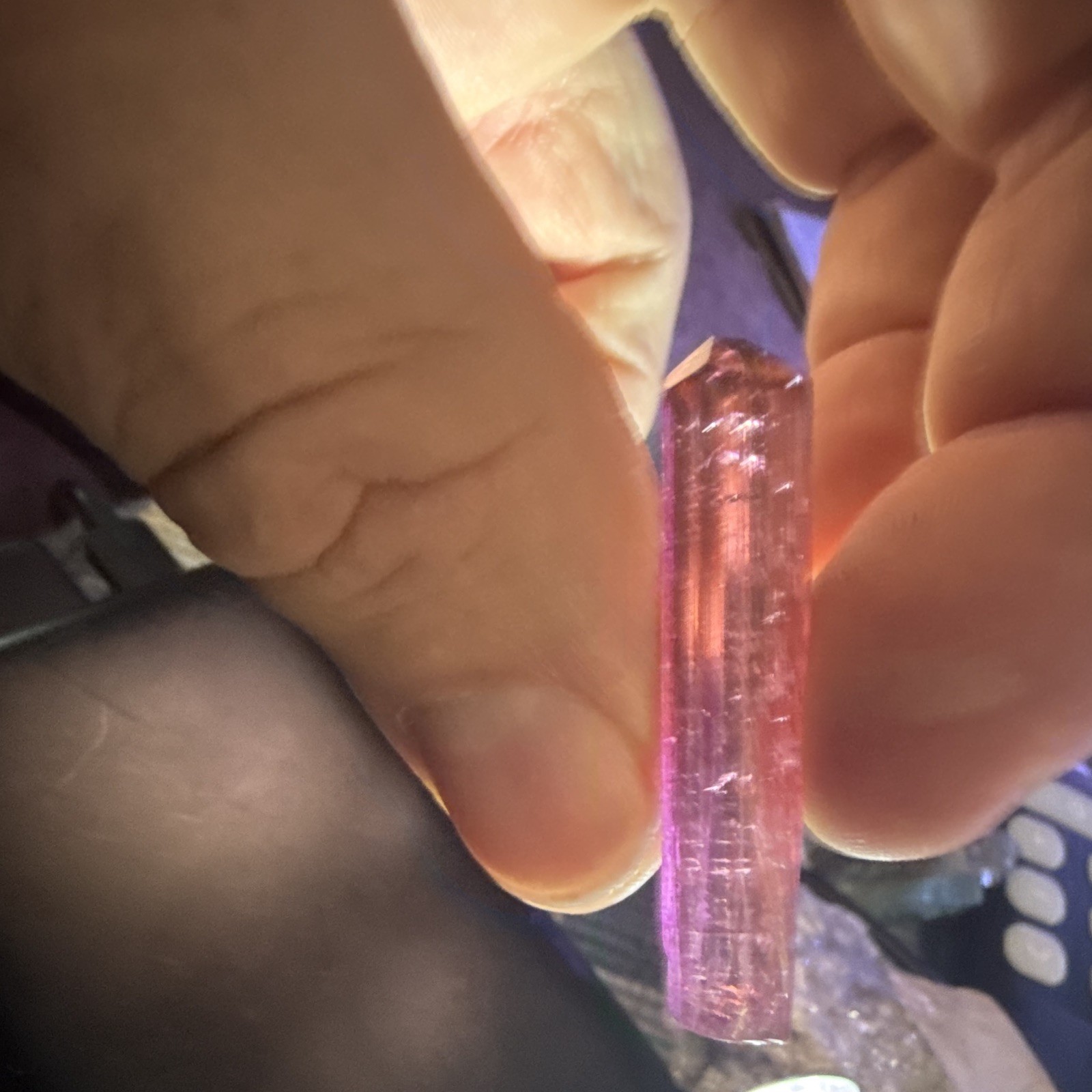 크루지에로프 투르말린 프리즘형 결정 표본, 약 30mm, 보석처럼 깨끗하고 7g 4