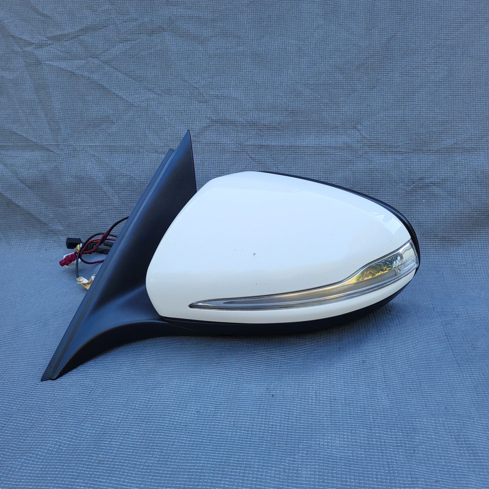 2015-2020 Mercedes W205 C300 Left Side Mirror White w/Blind Spot OEM A2058103516