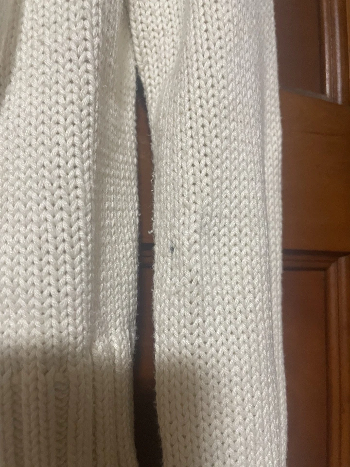 Vintage Takeout Cream Sweater Juniors Size Medium - Image 4 of 4