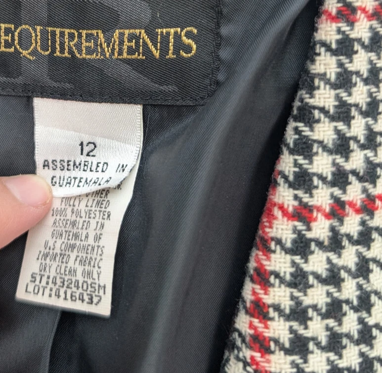 Requirements Vintage Women's Blazer Jacket Size 12 Black Red Plaid Houndstooth - Image 3 of 4