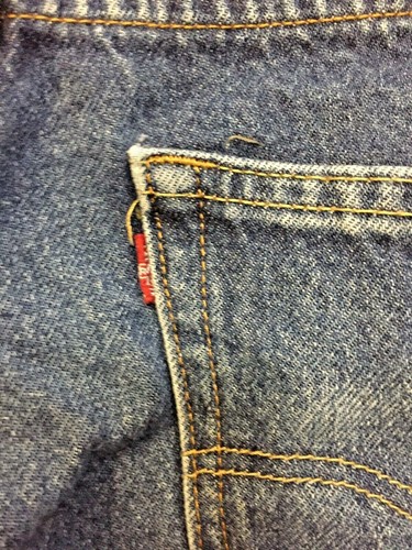 Men’s Levi Strauss Levi’s 505 Blue Jeans Pants 33x30 Made In Lesotho Has damage - Picture 9 of 11