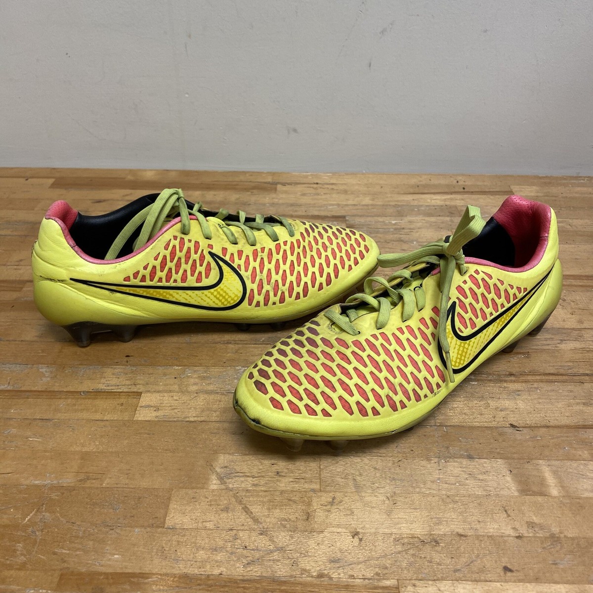 Nike Magista Opus ACC 649230-770 Yellow World Cup Soccer Cleats