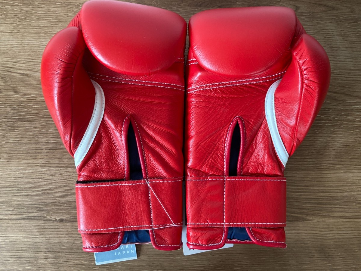 Winning Boxing Gloves 12 oz Red MS-400B Tape type Mint Winning Boxing Gloves 12 oz Red MS-400B Tape type Mint