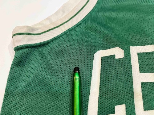 Vintage Champion NBA Boston Celtics REGGIE LEWIS #35 Jersey Green Sz 40 USA - Picture 10 of 10