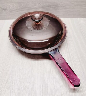 Corning Visions Cranberry 10