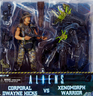 Neca Aliens Dwayne Hicks vs Xenomorph Warrior with battle damage