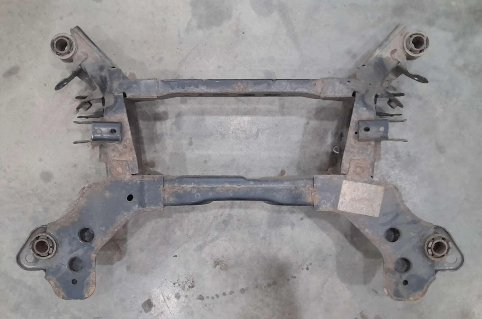 Subchasis travesaño trasero tracción delantera Ford Fusion Lincoln MKZ OEM HG9Z5035A Foto 4 de 4