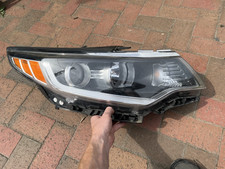 2016 2017 2018 Kia Optima Right Halogen Headlight Assembly - No Damage