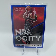 2019-20 Panini Hoops Premium Stock NBA City Blue Prizm Damian Lillard #6