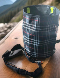 ($15 or BEST OFFER!) Bicycle Handlebar Carry Bag w/o Hook - Key Lock Included