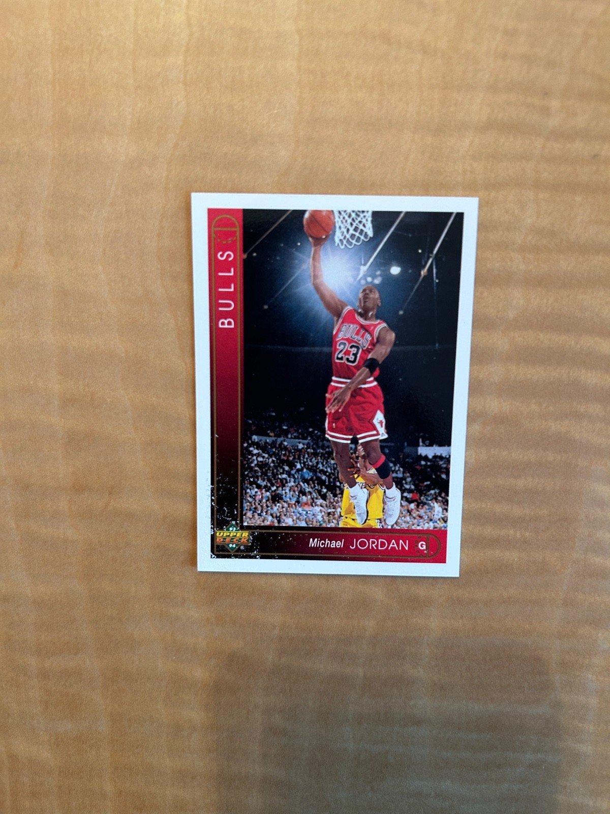 1993-94 UPPER DECK #23 MICHAEL JORDAN!! (SEE MARKS ON BACK) $1 SHIPPING!!