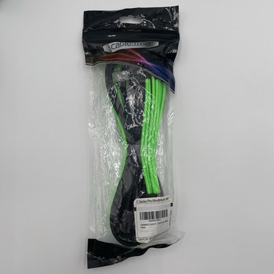CableMod C-Series Pro ModMesh 90 Deg Black/LG 16-Pin to Triple 8-Pin Variant A