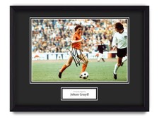 Johan Cruyff Hand Signed Auto 16x12 Framed Photo Display Autograph Holland COA