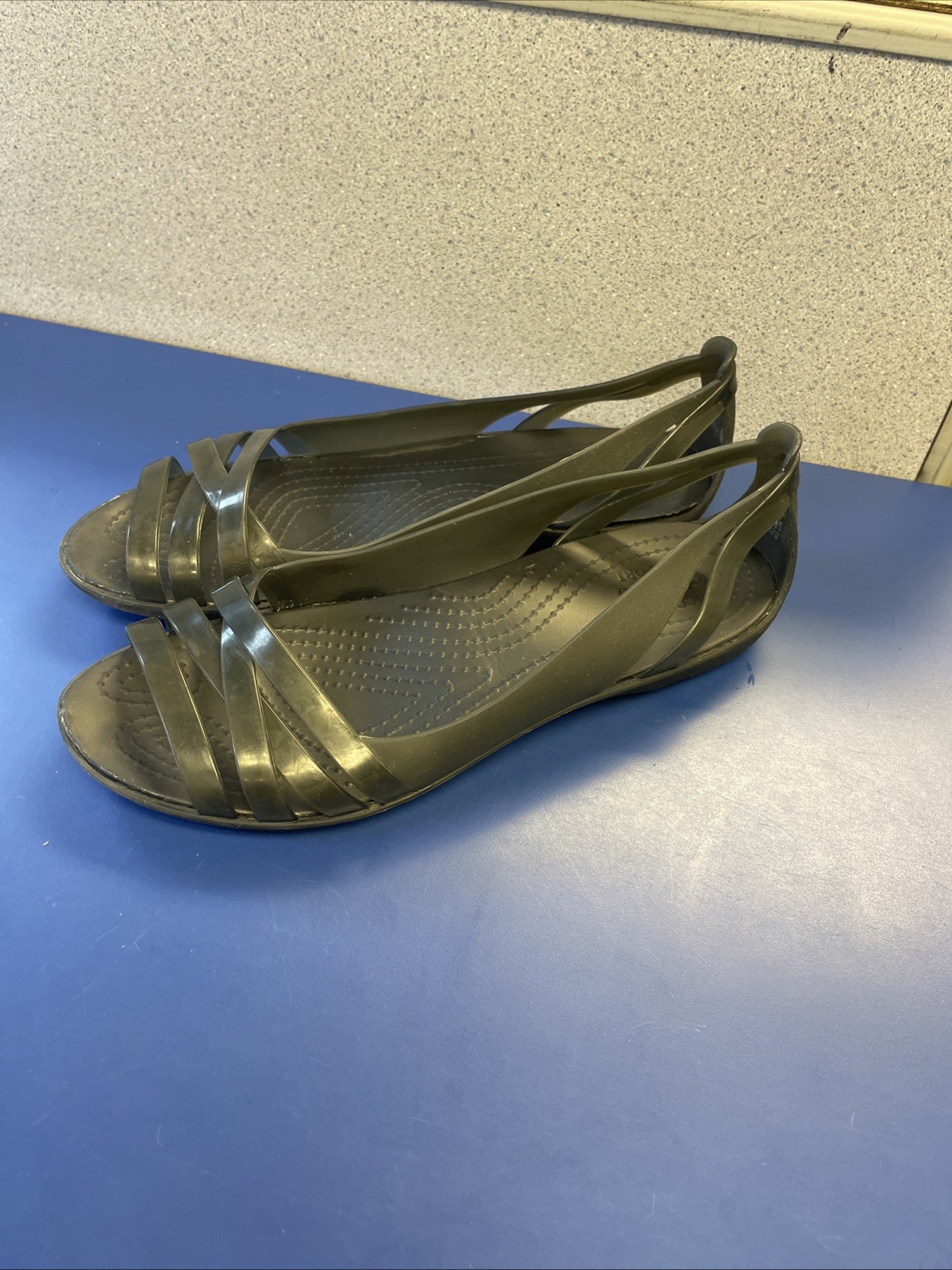 Crocs Womens Isabella Huarache Black / Dark Grey Strappy Slip On Sandals Sz 8