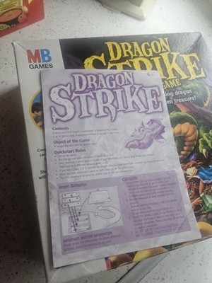 Dragon Strike Brettspiel Hasbro MB Spiele 2003 Familienspiel Würfel fehlen