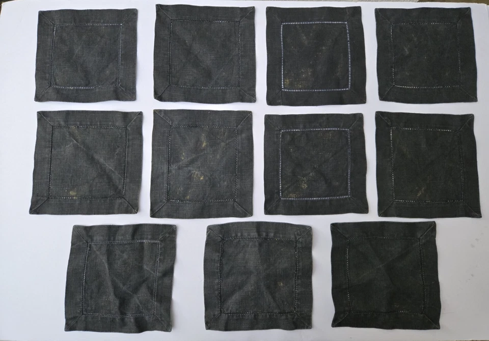 Set of 11 Black & Gold Abstract Square Linen Blend Cocktail Napkins 6" - Image 4 of 4