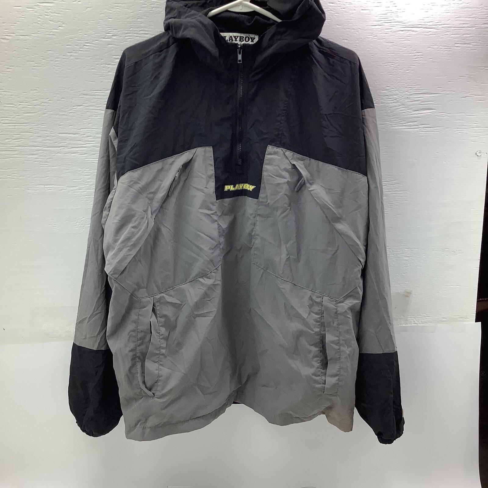 Playboy by Pacsun Windbreaker Hoodie Med Gray/Black 1/4 Zip Yellow