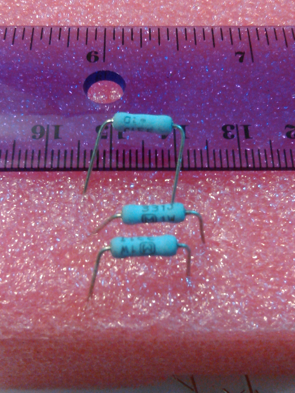 50 PCS 1 WATT 330 OHMS 1 TOLERANCE PRECISION RESISTORS NEW OLD STOCK