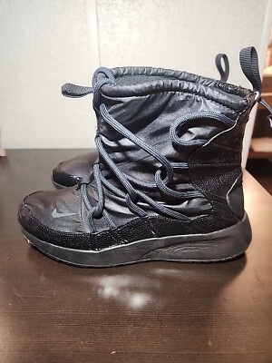 nike tanjun high rise sneaker boot